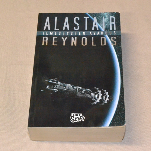 Alastair Reynolds Ilmestysten avaruus
